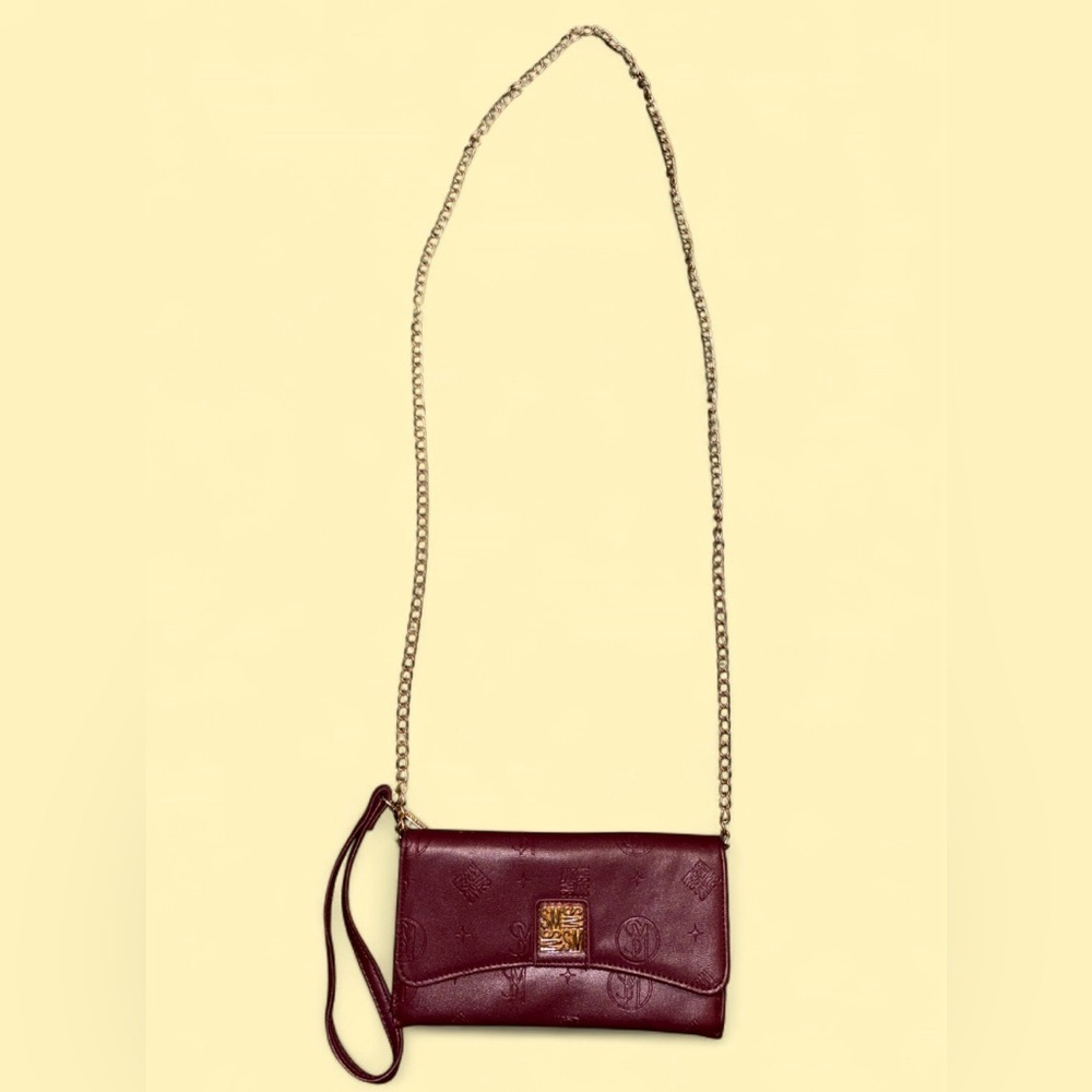 Steve Madden Embossed Logo Wristlet/Clutch w/ Chain • Burgundy - Picture 8 of 13